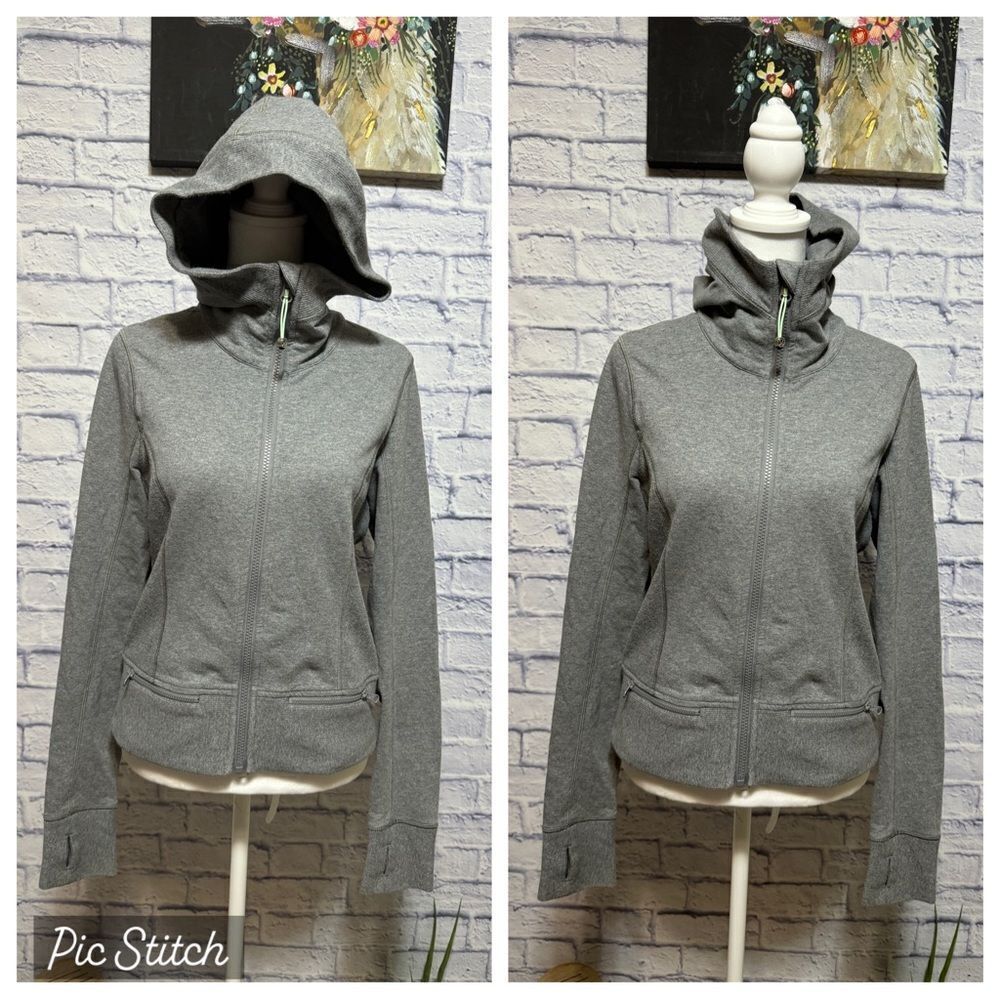 Lululemon Throw Me Over Hoodie
Vintage Sports Grey